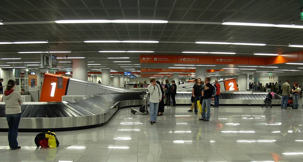 Limo Service Miami airport luggage carousel